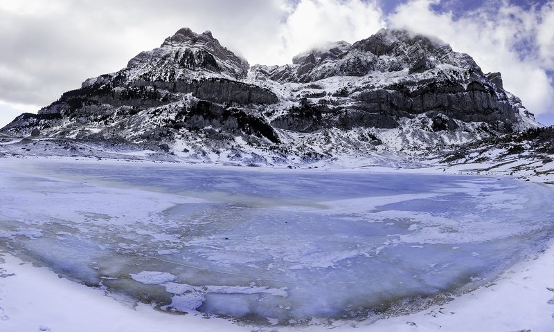 Обои озеро, пейзаж, гора, лёд, lake, landscape, mountain, ice разрешение 1920x1200 Загрузить