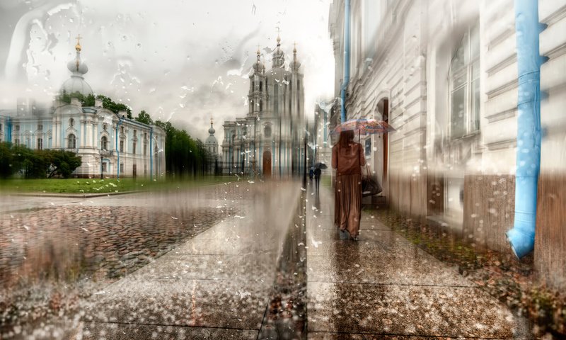 Обои девушка, капли, плащ, дождь, зонт, санкт-петербург, girl, drops, cloak, rain, umbrella, saint petersburg разрешение 2048x1357 Загрузить