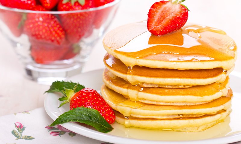 Обои клубника, ягоды, мед, блинчики, блины, strawberry, berries, honey, pancakes разрешение 4893x3350 Загрузить