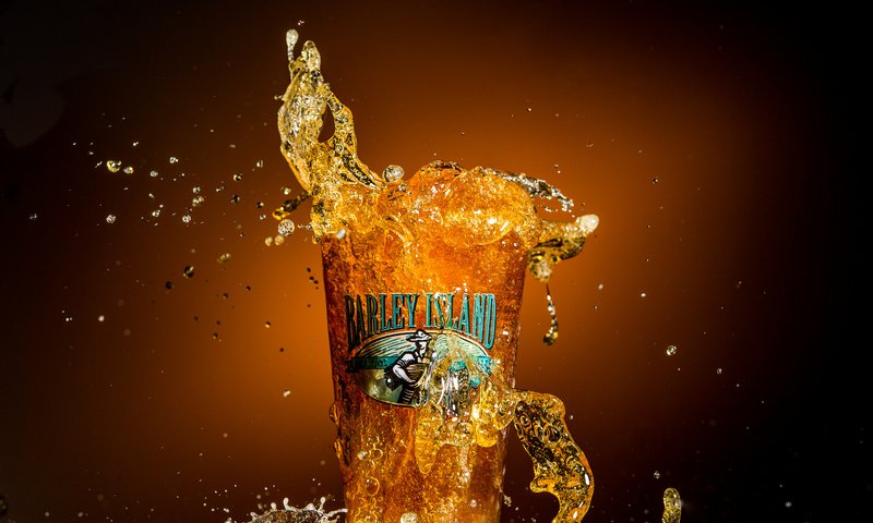 Обои макро, всплеск, стакан, пиво, barley island beer, macro, splash, glass, beer разрешение 2048x1463 Загрузить