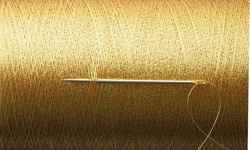 Обои нити, золото, игла, нить, золотая, катушка, бобинный, thread, gold, needle, coil, reel разрешение 3392x2046 Загрузить