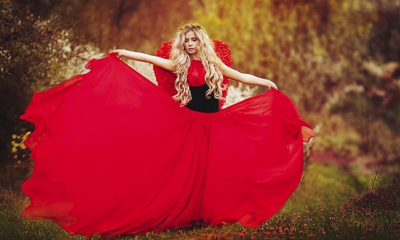 Обои природа, девушка, платье, поза, блондинка, nature, girl, dress, pose, blonde разрешение 2880x1920 Загрузить