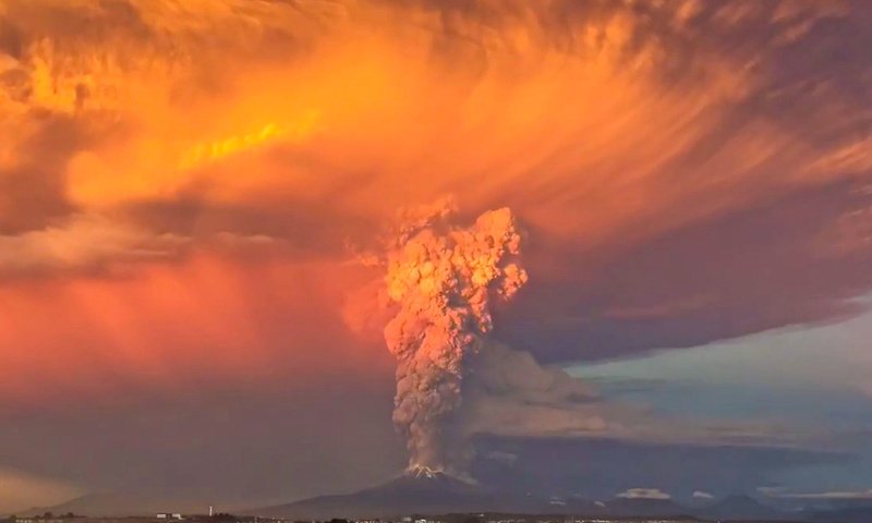Обои извержение вулкана, the eruption of the volcano разрешение 1920x1280 Загрузить