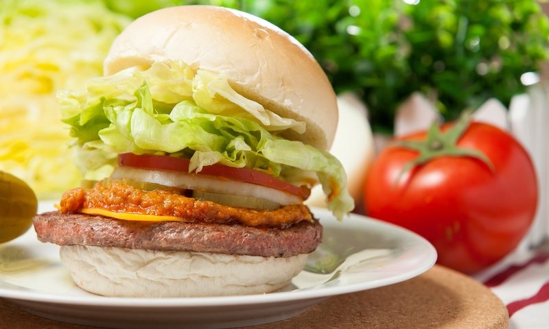 Обои гамбургер, котлета, помидор, салат, hamburger, patty, tomato, salad разрешение 2500x1585 Загрузить