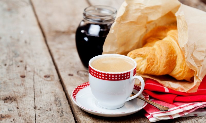 Обои кофе, чашка, завтрак, выпечка, кубок, круасан, круассан, варенье, baking, coffee, cup, breakfast, cakes, croissant, jam разрешение 2880x1920 Загрузить