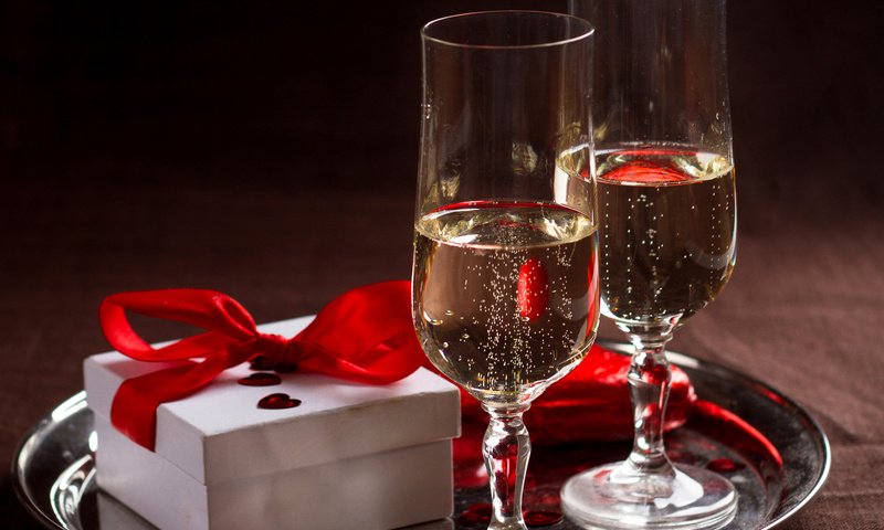 Обои романтика, подарок, коробка, шампанское, бант, romance, gift, box, champagne, bow разрешение 3000x2247 Загрузить
