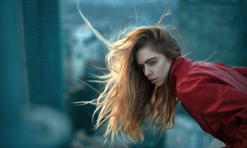 Обои девушка, фон, волосы, лицо, ветер, marta, girl, background, hair, face, the wind разрешение 2048x1365 Загрузить