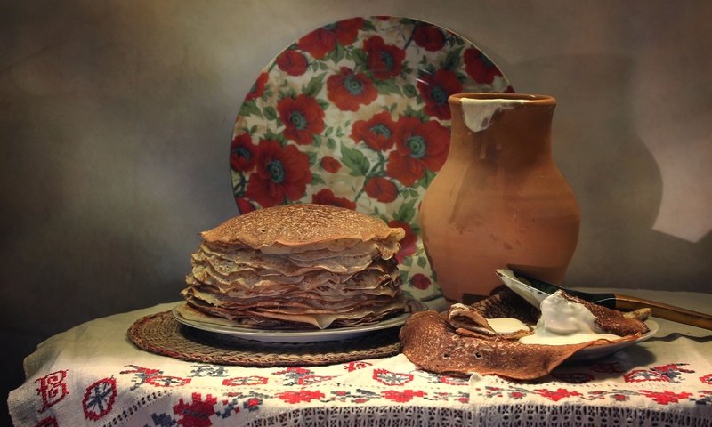Обои кувшин, тарелка, блины, натюрморт, сметана, pitcher, plate, pancakes, still life, sour cream разрешение 1920x1261 Загрузить
