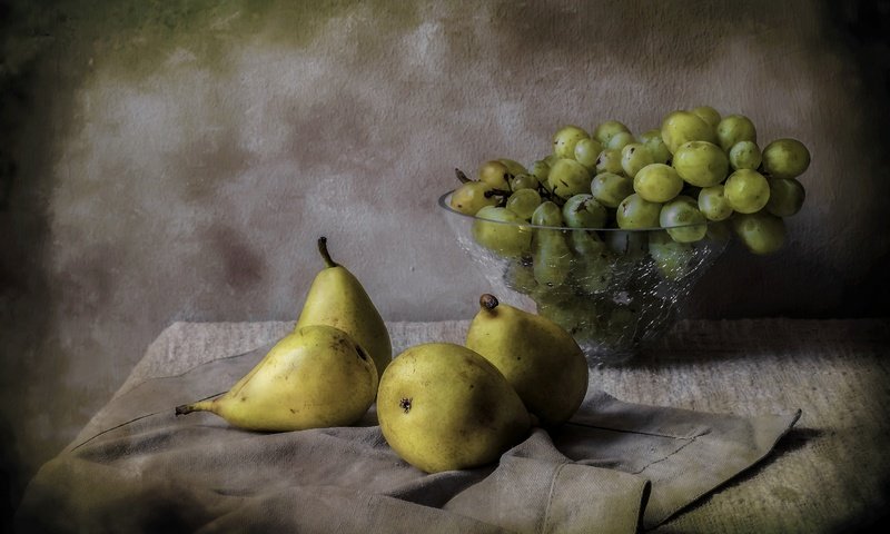 Обои виноград, фрукты, ваза, натюрморт, груши, grapes, fruit, vase, still life, pear разрешение 2899x1920 Загрузить