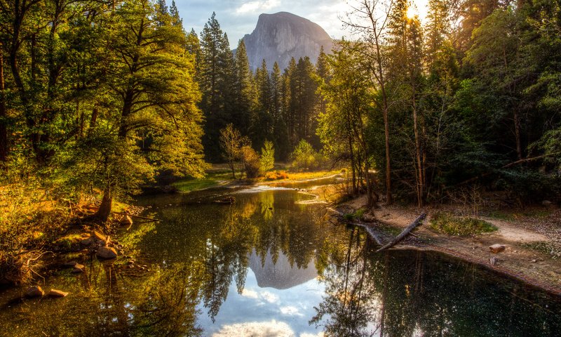 Обои деревья, река, горы, лес, отражение, национальный парк йосемити, trees, river, mountains, forest, reflection, yosemite national park разрешение 2048x1365 Загрузить