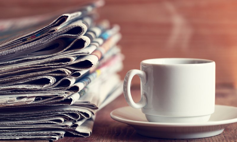 Обои кофе, кружка, газеты, новости, savushkin, coffee, mug, newspapers, news разрешение 3840x2400 Загрузить