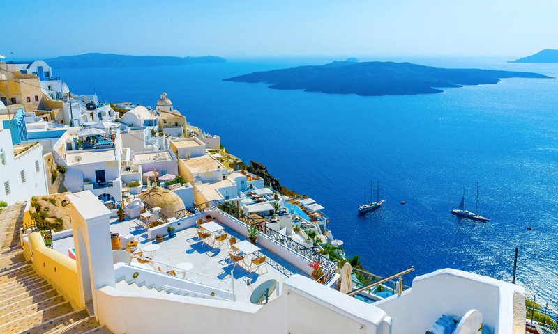 Обои море, город, греция, sea, the city, greece разрешение 4210x2449 Загрузить