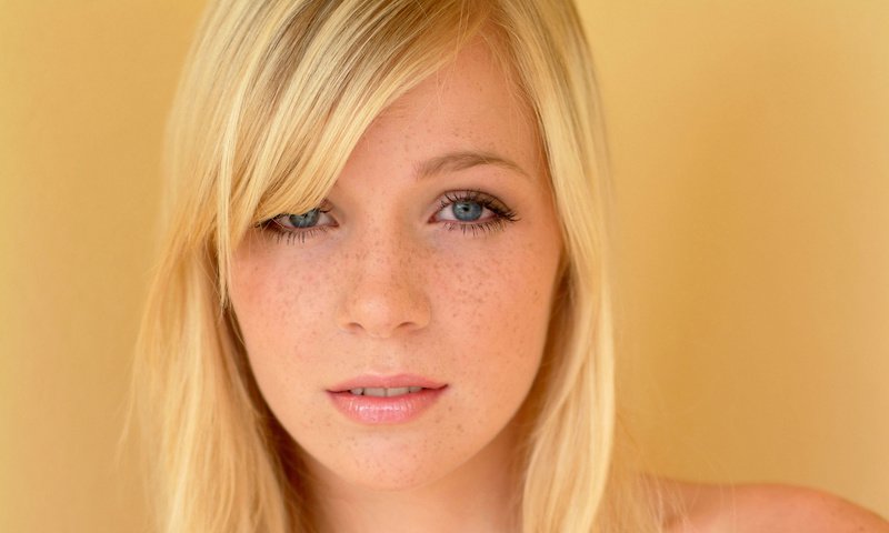 Обои девушка, блондинка, лицо, simona, girl, blonde, face разрешение 1920x1200 Загрузить