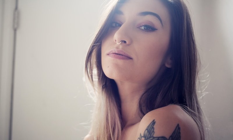 Обои девушка, модель, татуировки, moon, girl, model, tattoo разрешение 4844x3229 Загрузить