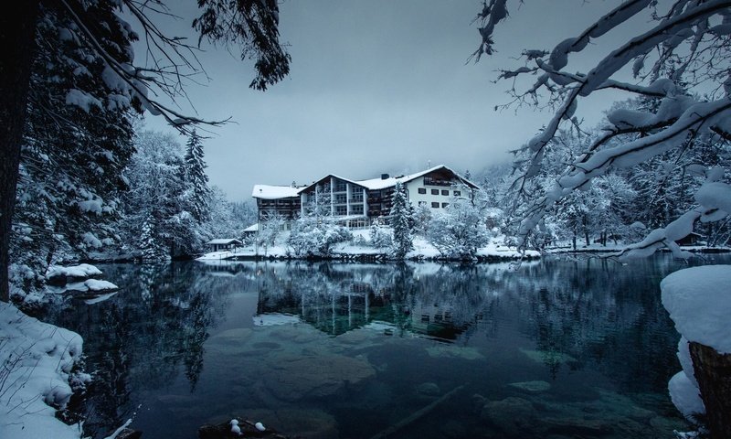 Обои озеро, лес, зима, дом, lake, forest, winter, house разрешение 1920x1200 Загрузить