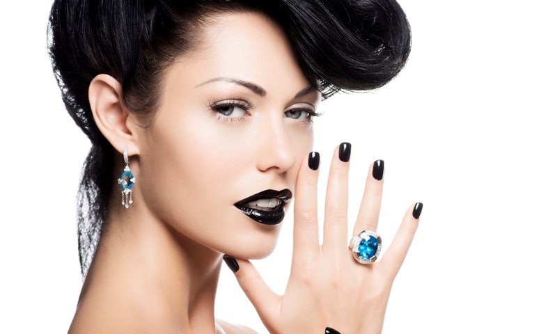 Обои девушка, модель, кольцо, губы, украшение, сережки, girl, model, ring, lips, decoration, earrings разрешение 4912x4912 Загрузить