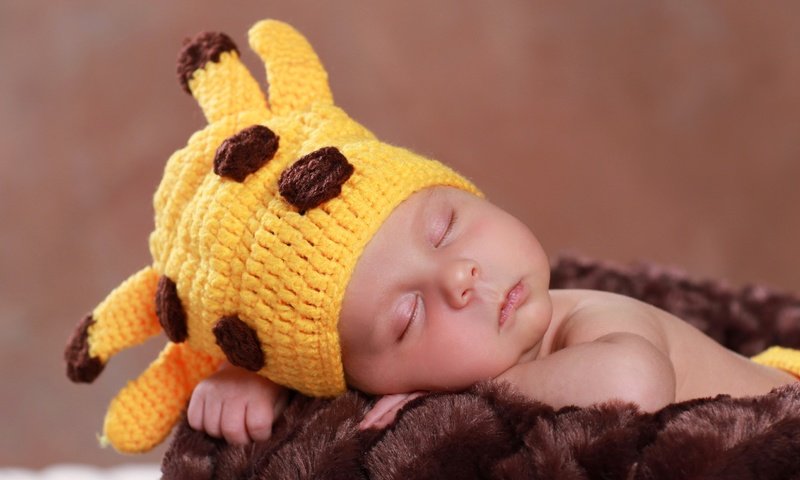 Обои дети, спит, ребенок, шапка, младенец, children, sleeping, child, hat, baby разрешение 2556x1600 Загрузить