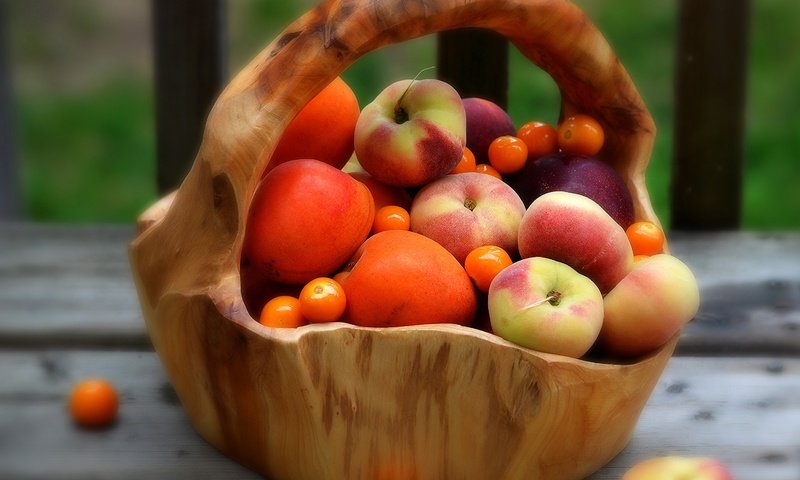 Обои фрукты, персики, корзинка, абрикосы, fruit, peaches, basket, apricots разрешение 3000x2280 Загрузить