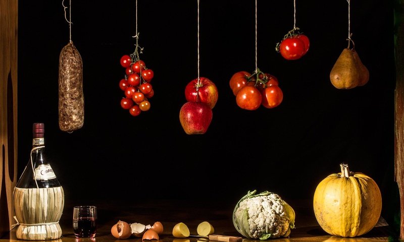 Обои фрукты, помидоры, яблоки, тыква, лимон, натюрморт, груша, вино, капуста, овощи, салями, яйца, стакан, бутылка, fruit, tomatoes, apples, pumpkin, still life, lemon, pear, wine, cabbage, vegetables, salami, eggs, glass, bottle разрешение 1920x1214 Загрузить
