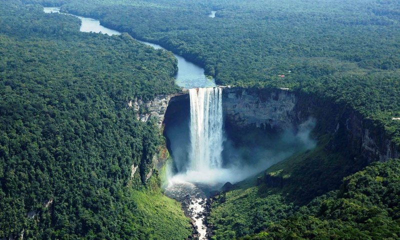 Обои река, лес, скала, водопад, обрыв, джунгли, водопад кайетур, гайана, river, forest, rock, waterfall, open, jungle, kaieteur falls, guyana разрешение 3457x2160 Загрузить