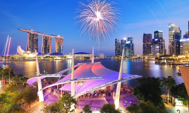 Обои огни, салют, небоскребы, фейерверк, сингапур, marina bay sands, lights, salute, skyscrapers, fireworks, singapore разрешение 2048x1365 Загрузить