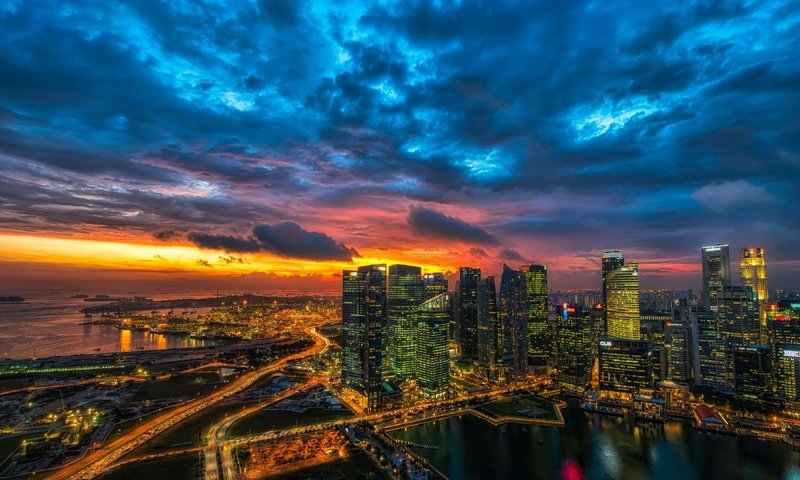 Обои облака, закат, город, небоскребы, мегаполис, сингапур, clouds, sunset, the city, skyscrapers, megapolis, singapore разрешение 3840x2160 Загрузить