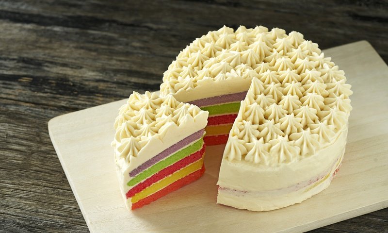 Обои разноцветные, сладкое, торт, десерт, слои, крем, деревянная поверхность, colorful, sweet, cake, dessert, layers, cream, wooden surface разрешение 2560x1707 Загрузить
