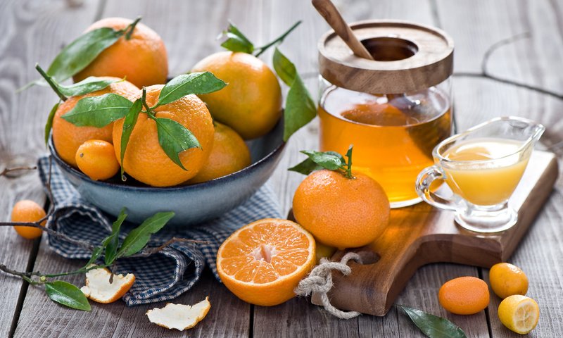 Обои фрукты, апельсины, сладкое, мед, мандарин, цитрусы, кумкват, fruit, oranges, sweet, honey, mandarin, citrus, kumquat разрешение 2000x1331 Загрузить