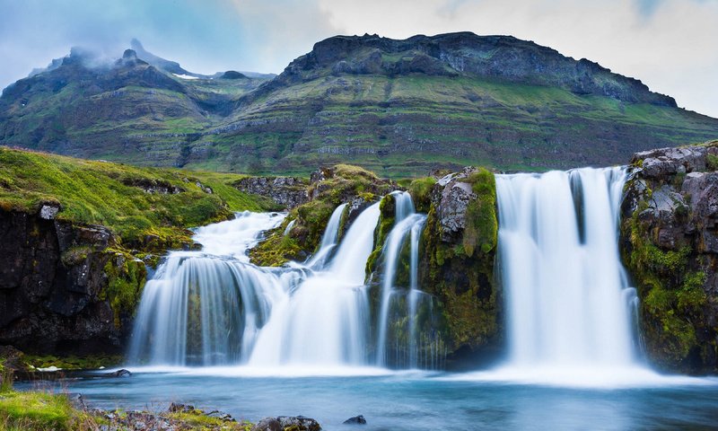 Обои горы, водопад, исландия, grundarfjordur, grjundarfьjordjur, kirkjufoss, грюндарфьёрдюр, mountains, waterfall, iceland разрешение 3840x2160 Загрузить