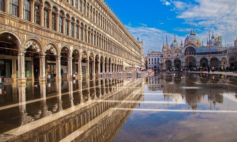 Обои отражение, собор, венеция, италия, дворец, doges palace, st. marks basilica, reflection, cathedral, venice, italy, palace разрешение 1920x1280 Загрузить