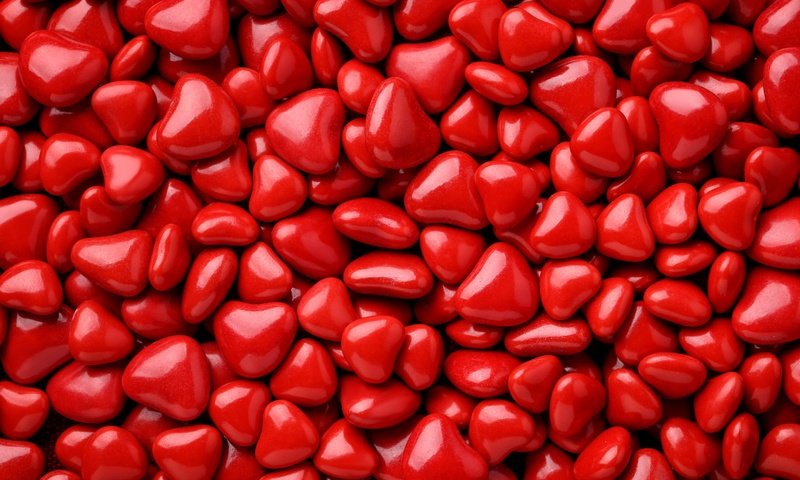 Обои конфеты, красные, сердце, любовь, сердечки, candy, red, heart, love, hearts разрешение 2880x1800 Загрузить