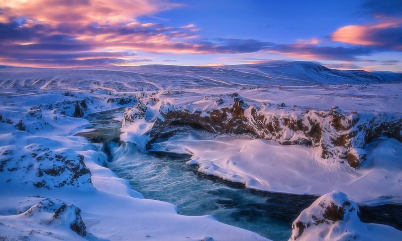 Обои небо, облака, река, снег, зима, пейзаж, льды, the sky, clouds, river, snow, winter, landscape, ice разрешение 1920x1200 Загрузить