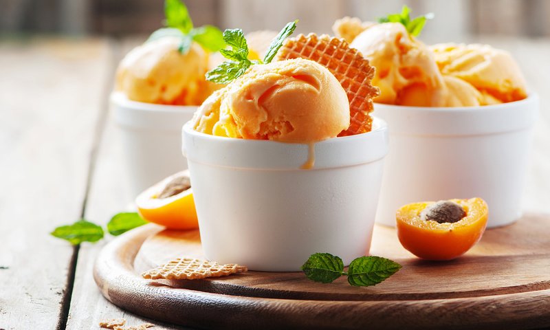 Обои мята, мороженое, абрикос, персики, сладкое, десерт, вафли, mint, ice cream, apricot, peaches, sweet, dessert, waffles разрешение 1920x1200 Загрузить