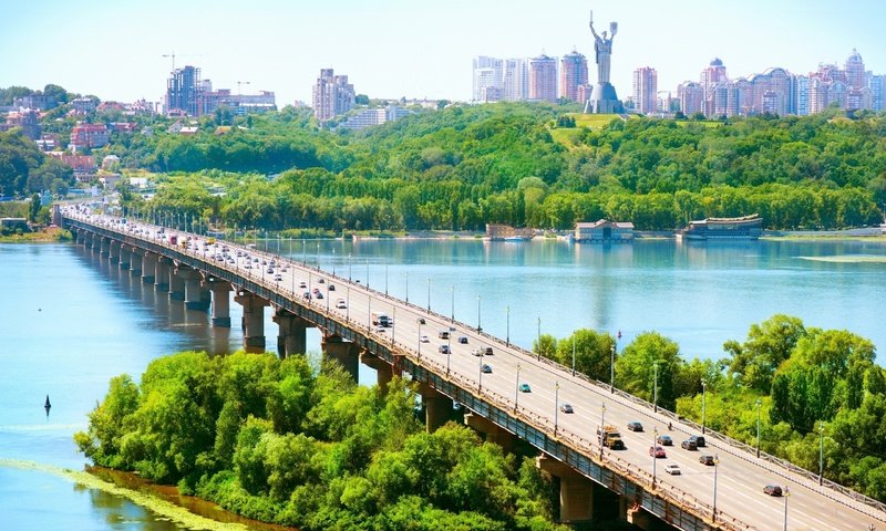 Обои река, природа, мост, город, украина, киев, столица, днепр, river, nature, bridge, the city, ukraine, kiev, capital, dnepr разрешение 2560x1600 Загрузить