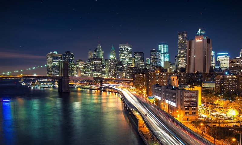 Обои ночь, мост, город, сша, нью-йорк, здания, манхэттен, бруклинский мост, night, bridge, the city, usa, new york, building, manhattan, brooklyn bridge разрешение 2560x1080 Загрузить