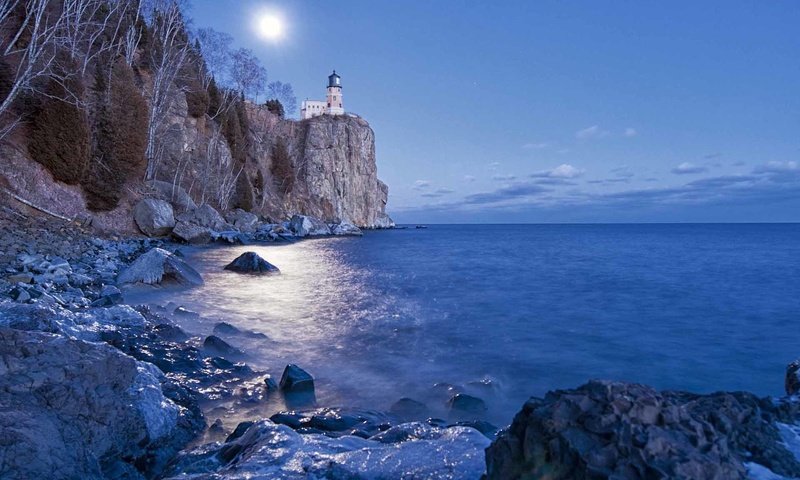 Обои ночь, скалы, природа, пейзаж, море, маяк, night, rocks, nature, landscape, sea, lighthouse разрешение 1920x1200 Загрузить