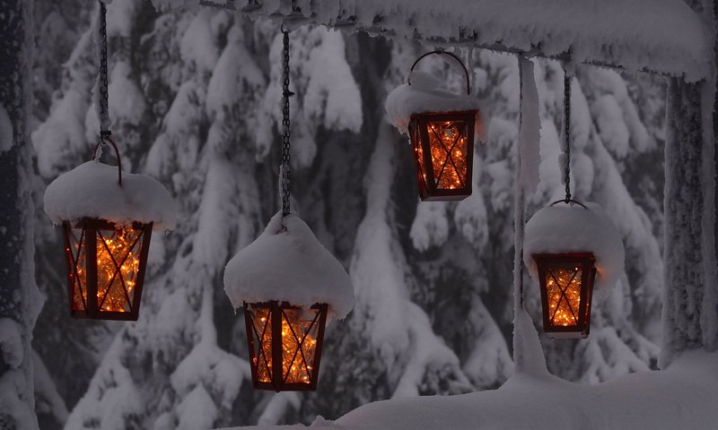 Обои свет, деревья, фонари, огни, снег, зима, гирлянда, hannu koskela, light, trees, lights, snow, winter, garland разрешение 1920x1200 Загрузить