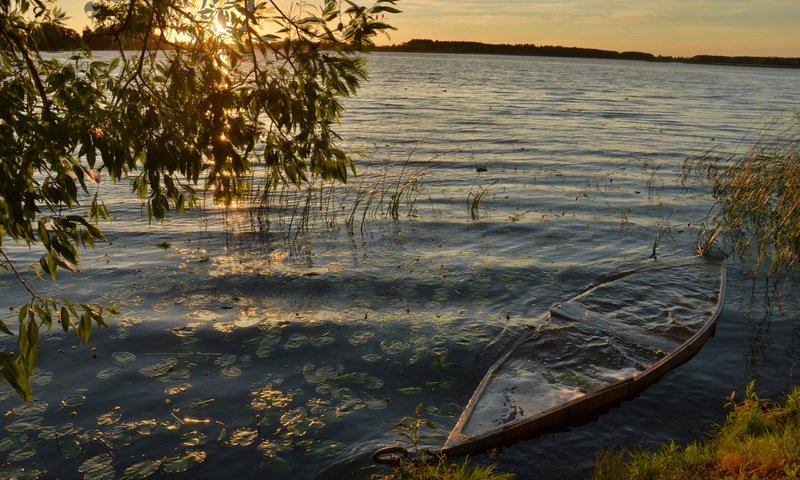 Обои озеро, закат, пейзаж, лодка, lake, sunset, landscape, boat разрешение 2560x1600 Загрузить