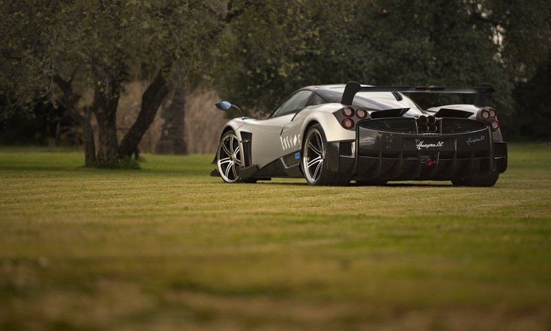 Обои суперкары, пагани, huayra, supercars, pagani разрешение 3871x2583 Загрузить