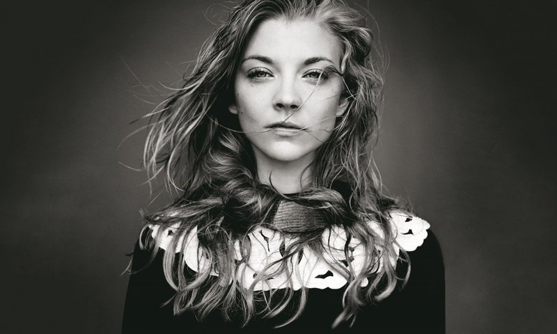 Обои чёрно-белое, актриса, знаменитость, натали дормер, black and white, actress, celebrity, natalie dormer разрешение 2560x1440 Загрузить