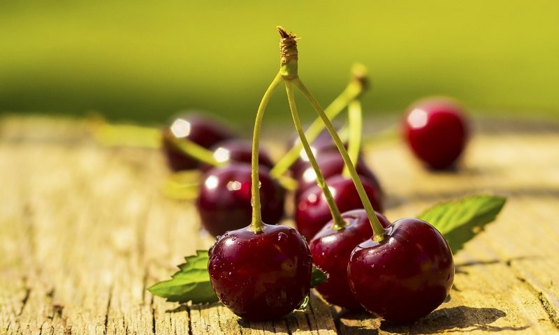 Обои макро, черешня, ягоды, вишня, сладкая, сочная, macro, cherry, berries, sweet, juicy разрешение 2048x1370 Загрузить