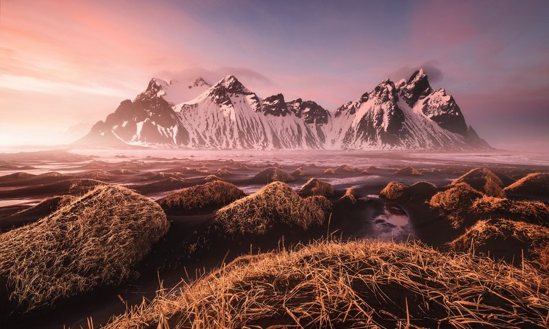 Обои горы, камни, закат, тучи, исландия, вестрахорн, mountains, stones, sunset, clouds, iceland, westerhorn разрешение 4896x3264 Загрузить