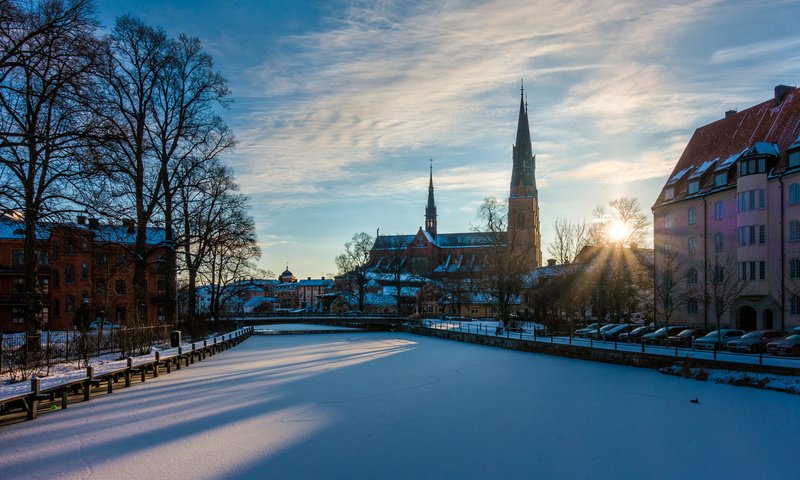 Обои река, снег, зима, город, швеция, стокгольм, paulius malinovskis, river, snow, winter, the city, sweden, stockholm разрешение 1920x1200 Загрузить