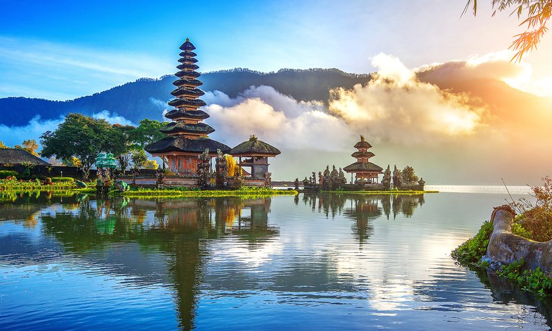 Обои озеро, храм, пейзаж, индонезия, бали, lake, temple, landscape, indonesia, bali разрешение 1920x1200 Загрузить