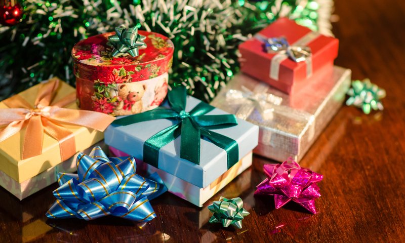 Обои новый год, подарки, лента, рождество, коробки, new year, gifts, tape, christmas, box разрешение 2880x1800 Загрузить