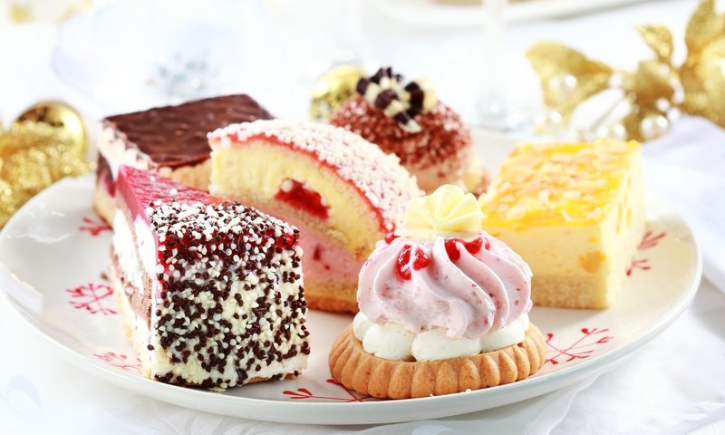 Обои сладости, сладкое, десерт, пирожные, блюдо, крем, sweets, sweet, dessert, cakes, dish, cream разрешение 4884x3744 Загрузить