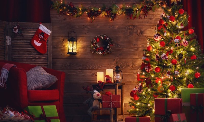 Обои новый год, елка, олень, подарки, фонарь, рождество, венок, гирлянда, new year, tree, deer, gifts, lantern, christmas, wreath, garland разрешение 6720x4945 Загрузить