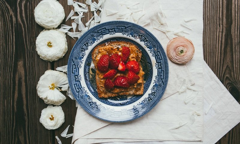 Обои клубника, завтрак, натюрморт, strawberry, breakfast, still life разрешение 5760x3840 Загрузить