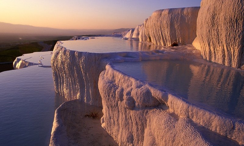 Обои вода, горы, турция, плато, известняк, памуккале, water, mountains, turkey, plateau, limestone, pamukkale разрешение 1920x1080 Загрузить