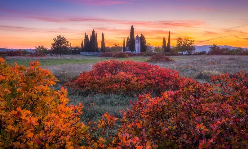 Обои природа, закат, пейзаж, кусты, осень, церковь, словения, nature, sunset, landscape, the bushes, autumn, church, slovenia разрешение 2048x1367 Загрузить